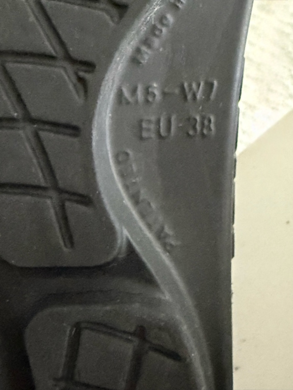 NWOB OOFOS OOahh Luxe slides - Picture 15 of 15
